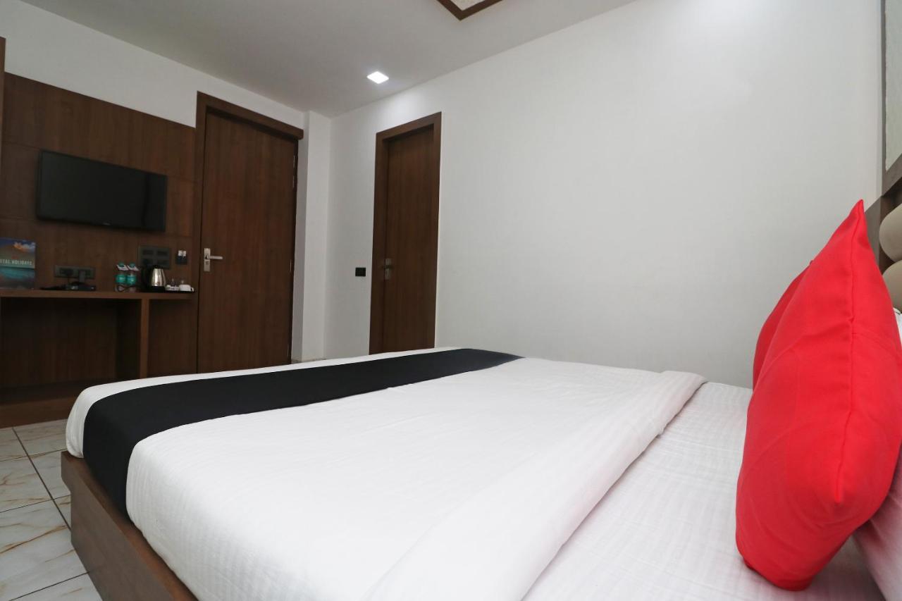 Hotel Grand Sparrow Inn Agra  Exterior photo